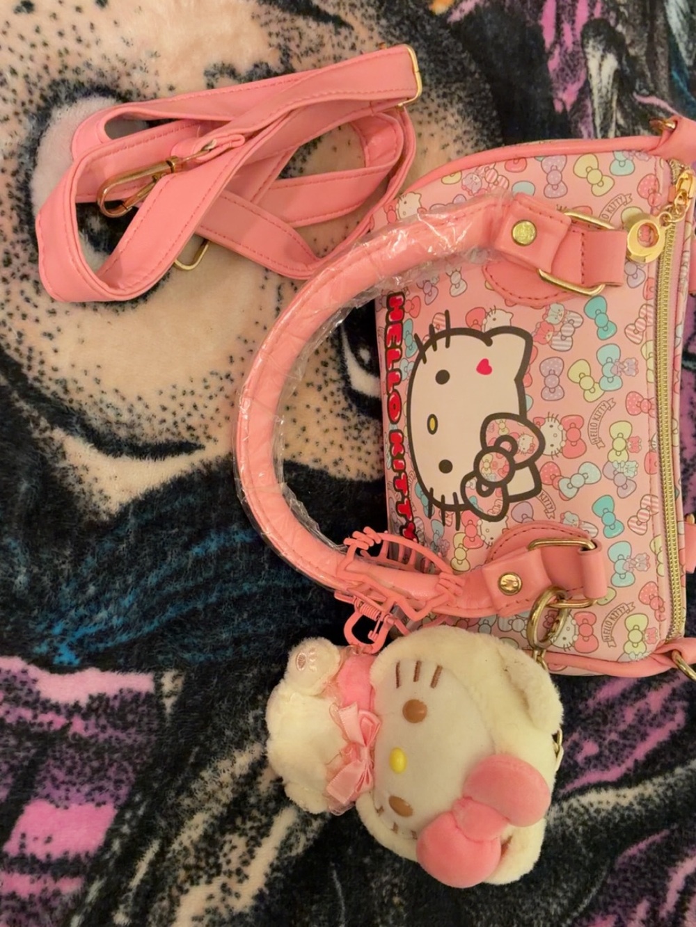 Hello Kitty Pink Shoulder Bag with Plush Charm and hair clip